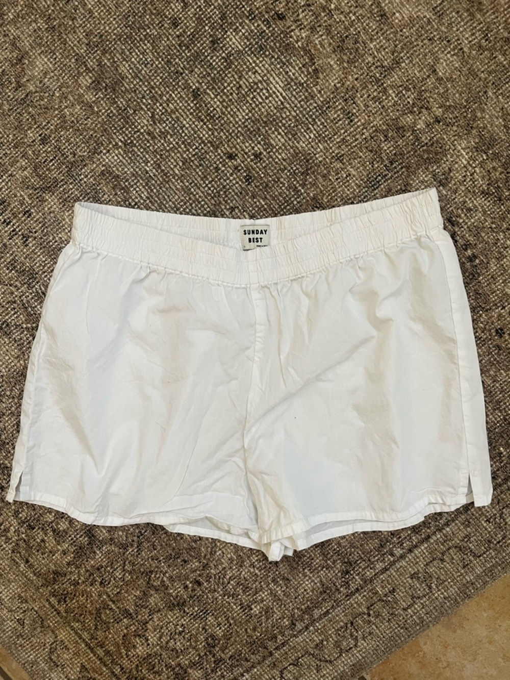 Aritzia Sunday Best White Boxer Breezy Elastic-Waist Summer Beach Shorts L